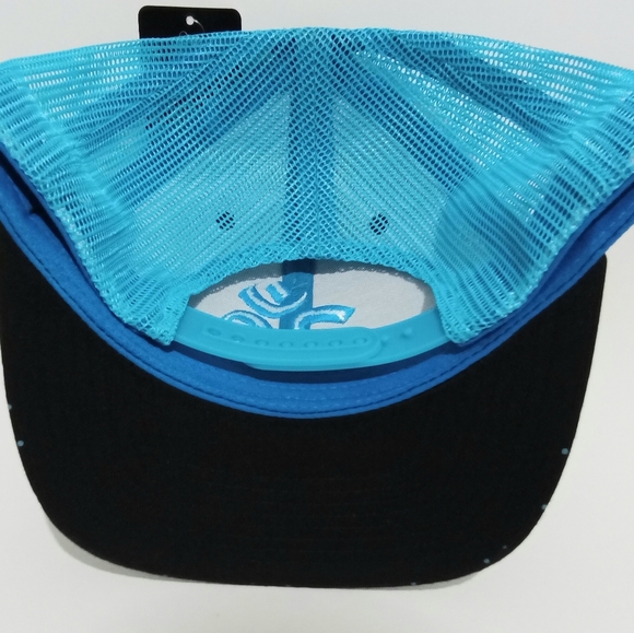 Om Aum Ohm Yoga Namaste Symbol 3D Embroidered Blue Polka Dot Mesh Trucker Hat - Picture 6 of 6